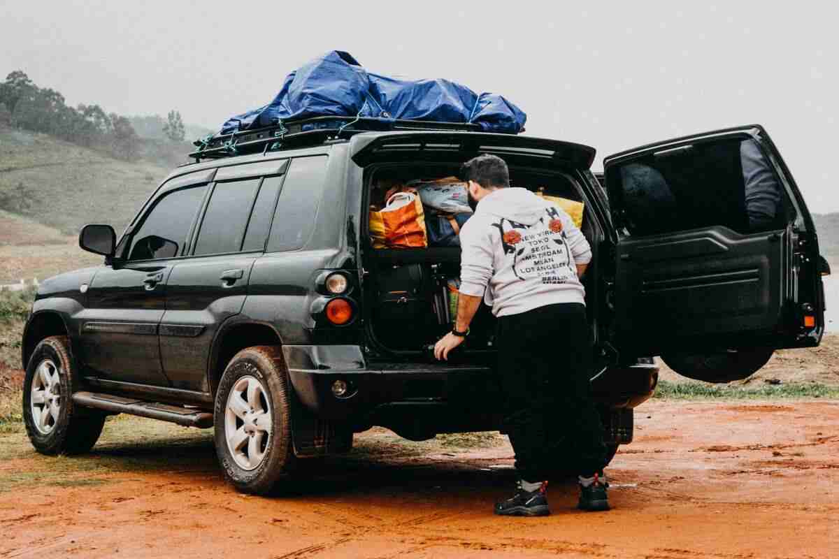 Vacanze in auto, come caricare i bagagli