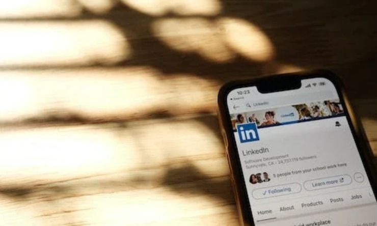 Nuova funzione su LinkedIn per trovare lavoro