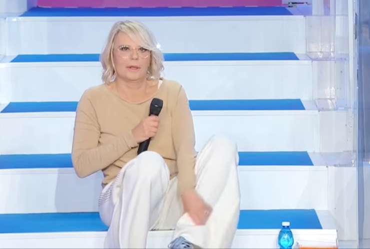 Maria De Filippi durante Uomini e Donne